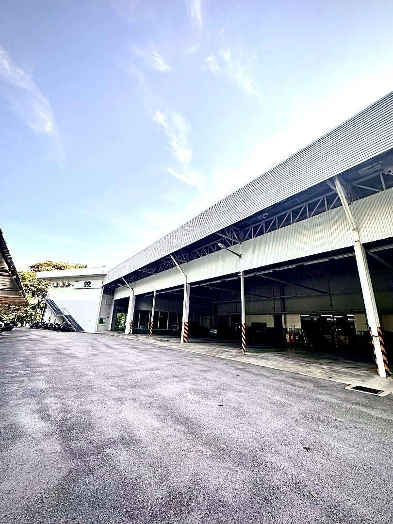 Mesra Ekuiti Sdn. Bhd. company signboard